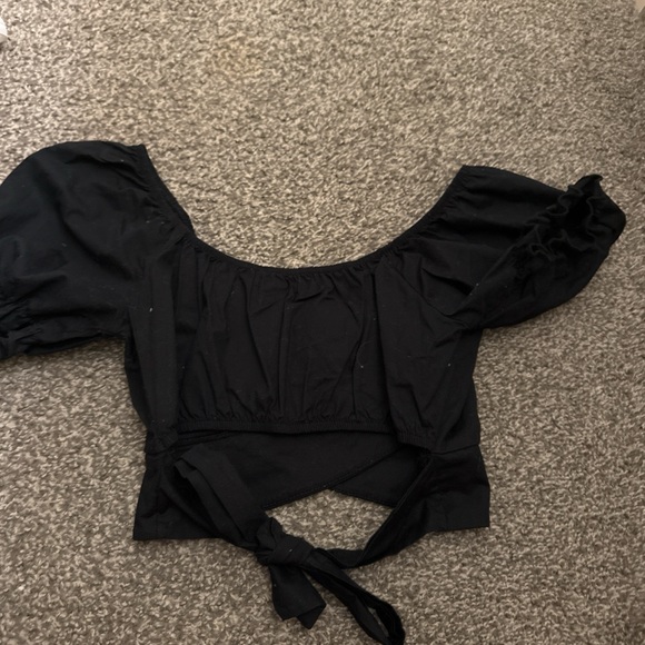 Altar'd State Black Puff Sleeve Tie-Back Crop Top - Picture 2 of 2